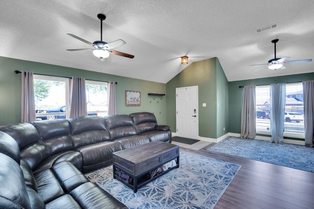 12200 Rolling Ridge Drive, Fort Worth, TX 76028