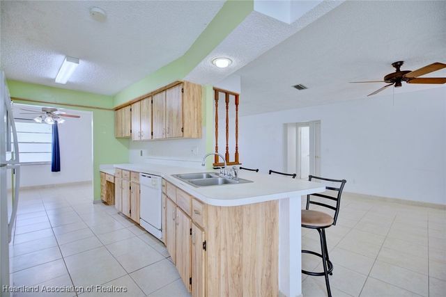 2980 N Lowell Road, Avon Park, FL 33825