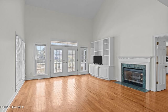 203 Red Snapper Drive, Emerald Isle, NC 28594