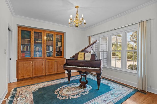 203 Red Snapper Drive, Emerald Isle, NC 28594