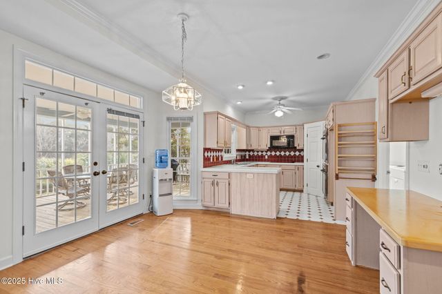 203 Red Snapper Drive, Emerald Isle, NC 28594