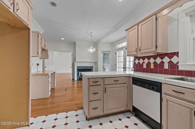 203 Red Snapper Drive, Emerald Isle, NC 28594