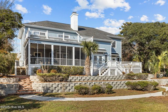 203 Red Snapper Drive, Emerald Isle, NC 28594