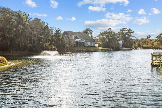 203 Red Snapper Drive, Emerald Isle, NC 28594