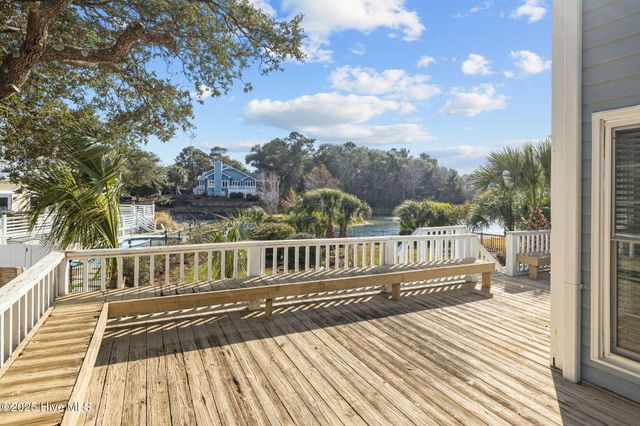 203 Red Snapper Drive, Emerald Isle, NC 28594
