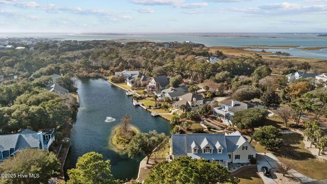 203 Red Snapper Drive, Emerald Isle, NC 28594