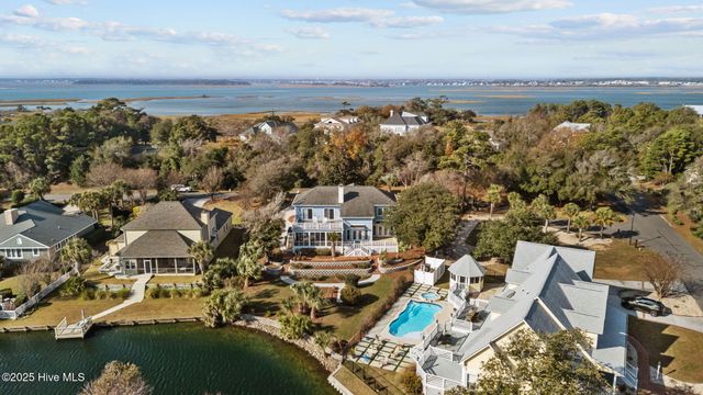 203 Red Snapper Drive, Emerald Isle, NC 28594