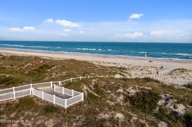 203 Red Snapper Drive, Emerald Isle, NC 28594