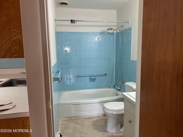 25 Cedar Street C, Toms River, NJ 08757