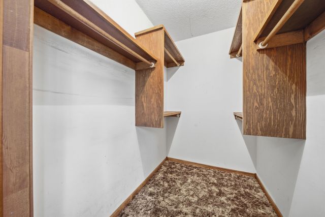 1040 N Indiana Ave, Wichita, KS 67214