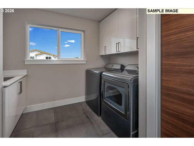 7058 Sw ALDER St, Wilsonville, OR 97070