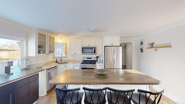 1910 Hillman Street, Conway, AR 72034