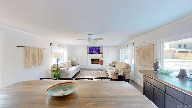 1910 Hillman Street, Conway, AR 72034