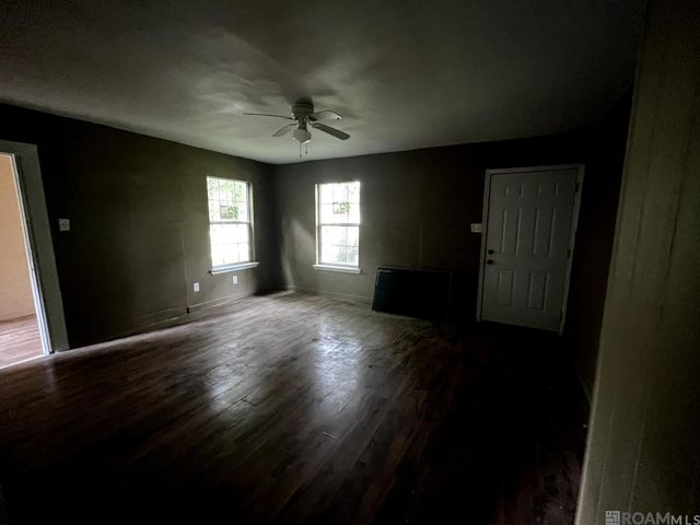 4234 Maple Dr, Baton Rouge, LA 70805
