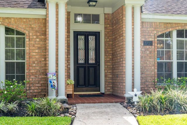 3711 Tree Manor Lane, Kingwood, TX 77345