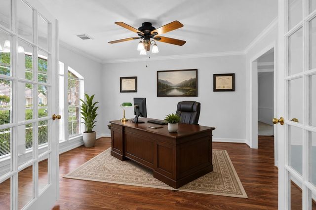 3711 Tree Manor Lane, Kingwood, TX 77345