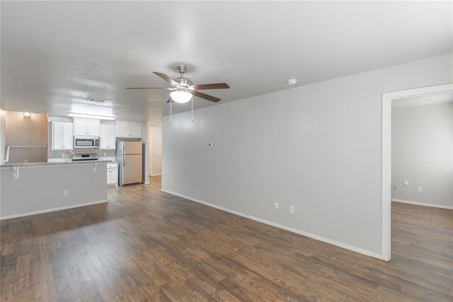 2132 Buena Vida Lane, Edmond, OK 73013