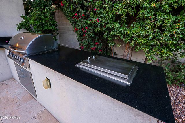 24437 N 72ND Way, Scottsdale, AZ 85255