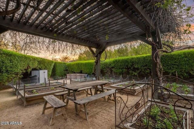 24437 N 72ND Way, Scottsdale, AZ 85255