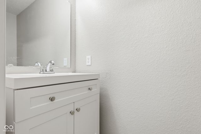 6522 Hazelhatch Drive, Indianapolis, IN 46268