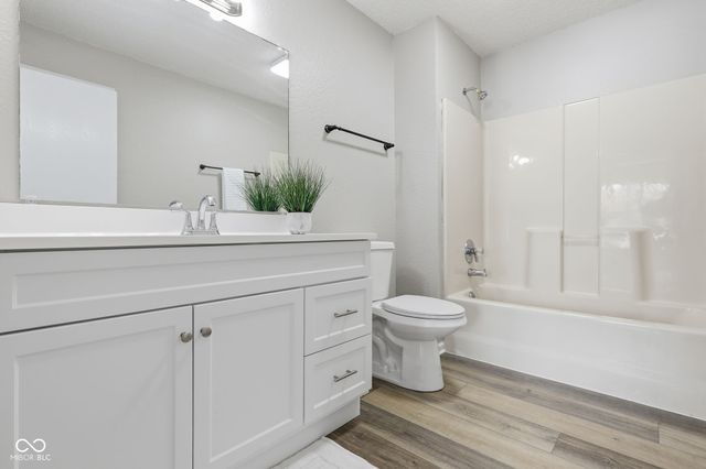 6522 Hazelhatch Drive, Indianapolis, IN 46268