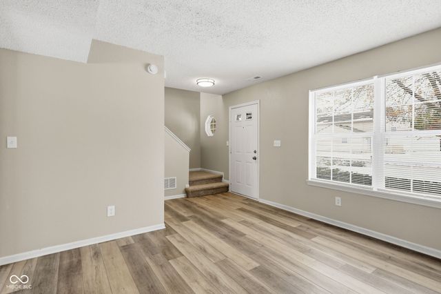 6522 Hazelhatch Drive, Indianapolis, IN 46268