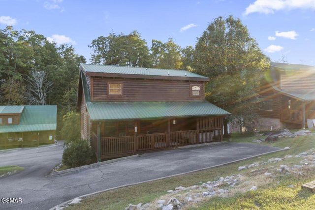 526 Blackberry Ridge Way, Pigeon Forge, TN 37863