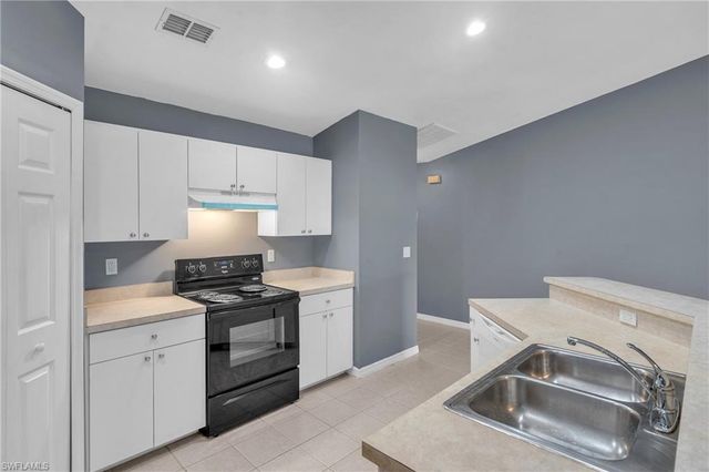 1245 SE 6th ST, Cape Coral, FL 33990