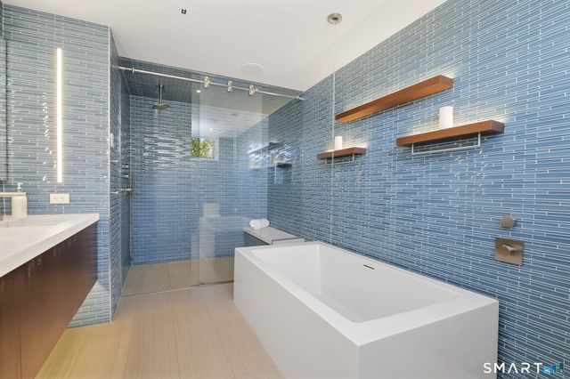 58 Lambert Road, New Canaan, CT 06840