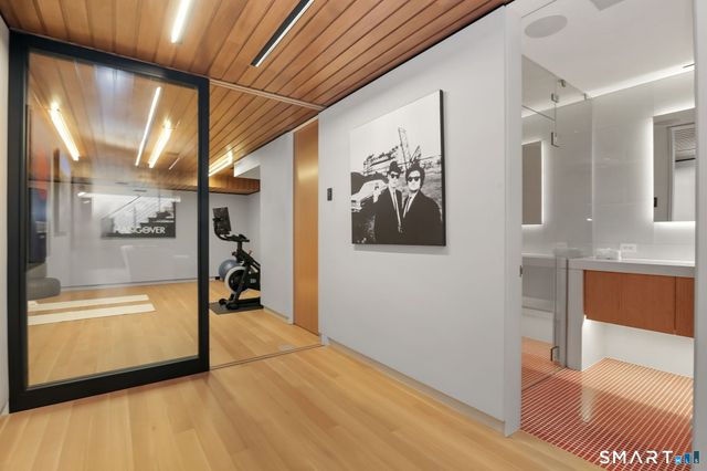 58 Lambert Road, New Canaan, CT 06840