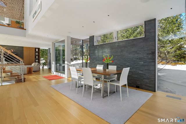 58 Lambert Road, New Canaan, CT 06840