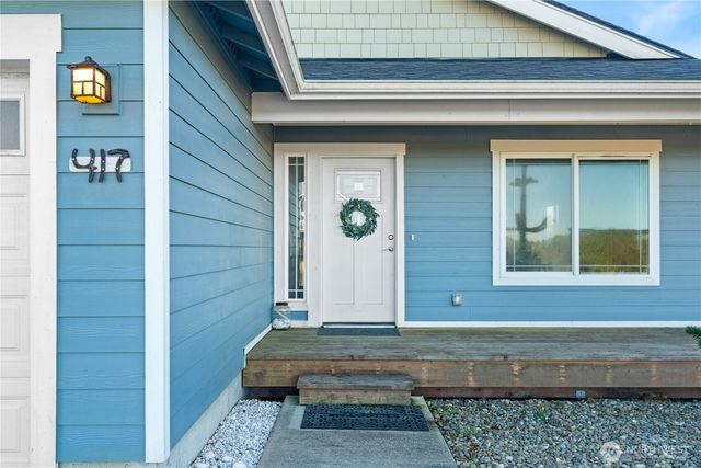 417 Riviera Street SW, Ocean Shores, WA 98569