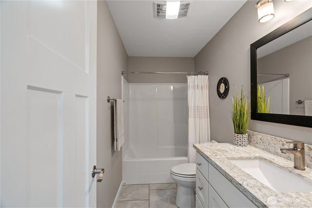 417 Riviera Street SW, Ocean Shores, WA 98569