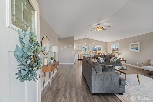 417 Riviera Street SW, Ocean Shores, WA 98569