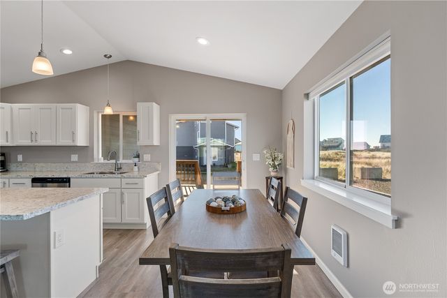 417 Riviera Street SW, Ocean Shores, WA 98569