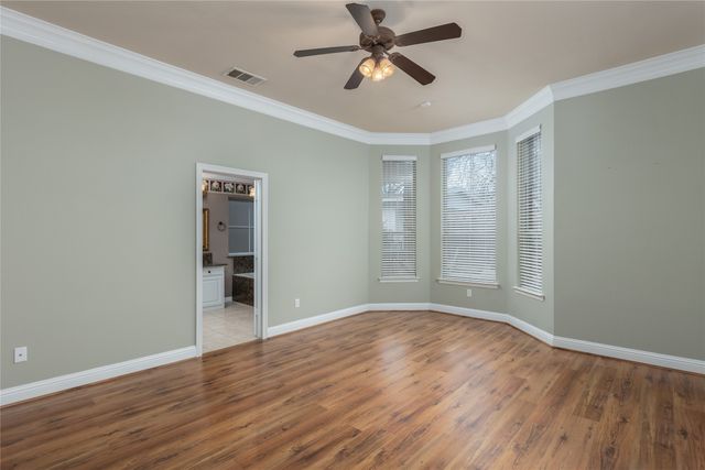 7613 Woodhaven Drive, North Richland Hills, TX 76182