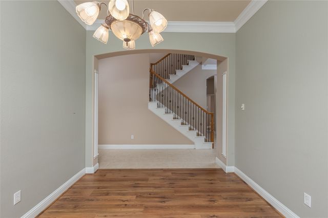 7613 Woodhaven Drive, North Richland Hills, TX 76182