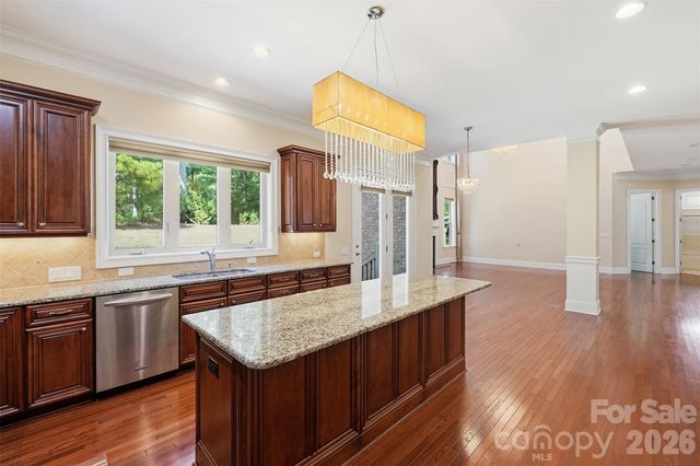 5828 Copperleaf Commons Court, Charlotte, NC 28277