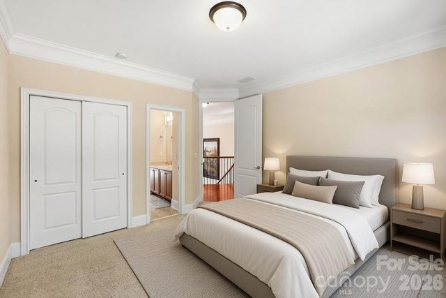 5828 Copperleaf Commons Court, Charlotte, NC 28277