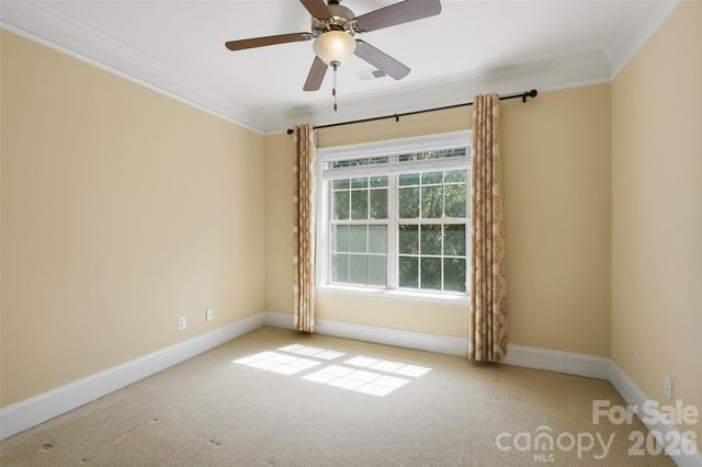 5828 Copperleaf Commons Court, Charlotte, NC 28277