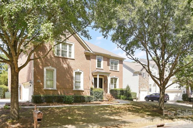 5828 Copperleaf Commons Court, Charlotte, NC 28277