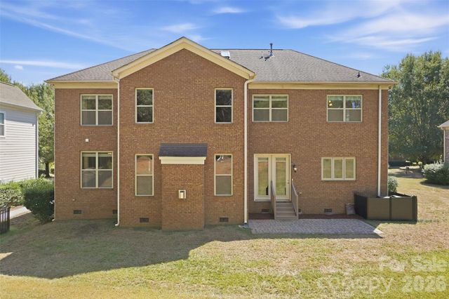 5828 Copperleaf Commons Court, Charlotte, NC 28277