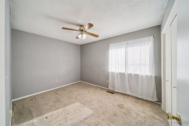 18551 E Admiral Boulevard S, Tulsa, OK 74015