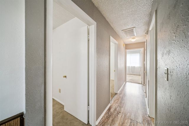 18551 E Admiral Boulevard S, Tulsa, OK 74015