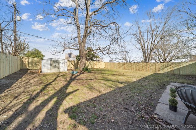 18551 E Admiral Boulevard S, Tulsa, OK 74015