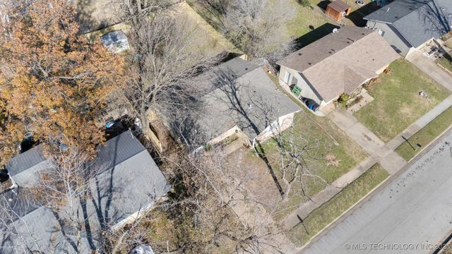 18551 E Admiral Boulevard S, Tulsa, OK 74015