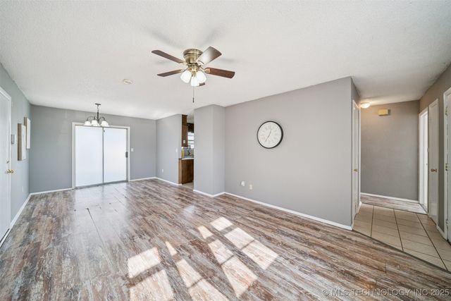 18551 E Admiral Boulevard S, Tulsa, OK 74015