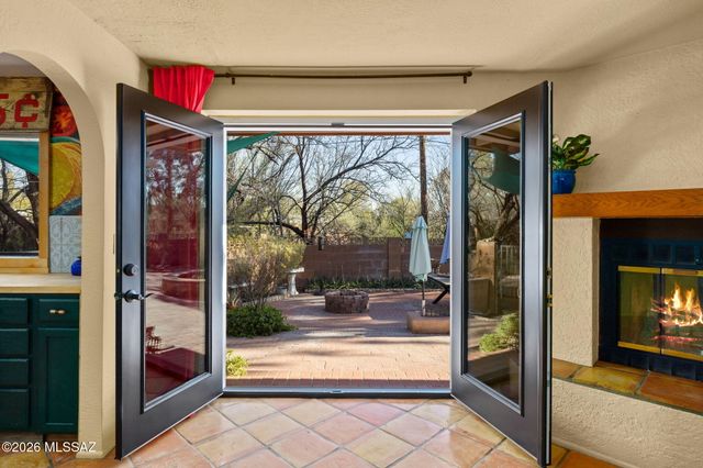8802 E Buckboard Road, Tucson, AZ 85749
