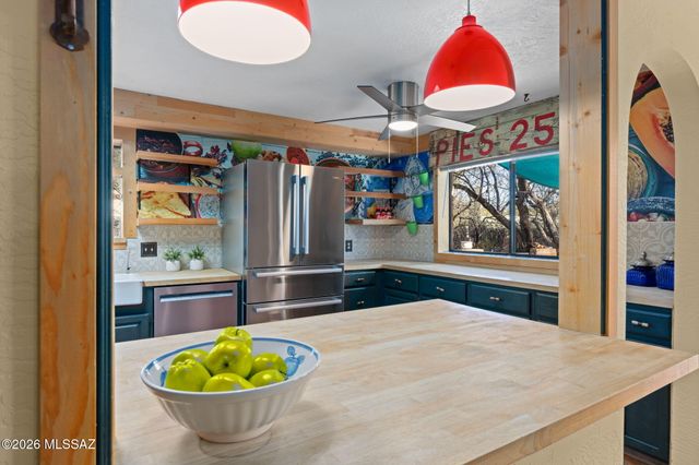 8802 E Buckboard Road, Tucson, AZ 85749