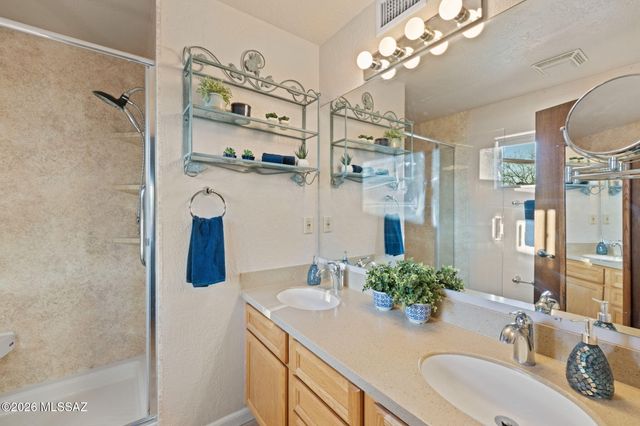 8802 E Buckboard Road, Tucson, AZ 85749